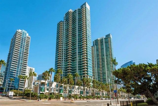1205 Pacific HWY 1801, San Diego, CA 92101