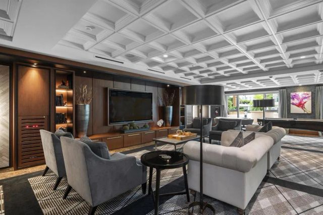 1205 Pacific HWY 1801, San Diego, CA 92101