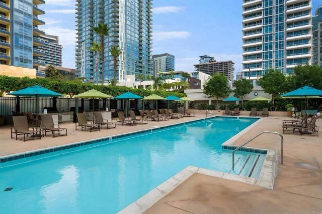 1205 Pacific HWY 1801, San Diego, CA 92101