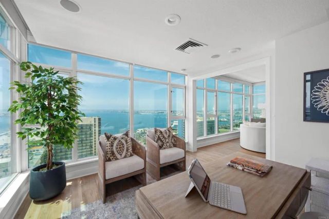 1205 Pacific HWY 1801, San Diego, CA 92101