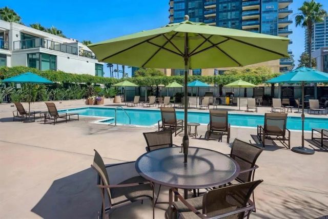 1205 Pacific HWY 1801, San Diego, CA 92101