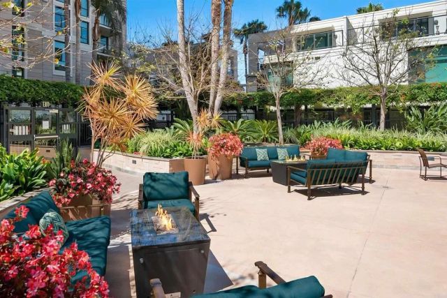 1205 Pacific HWY 1801, San Diego, CA 92101