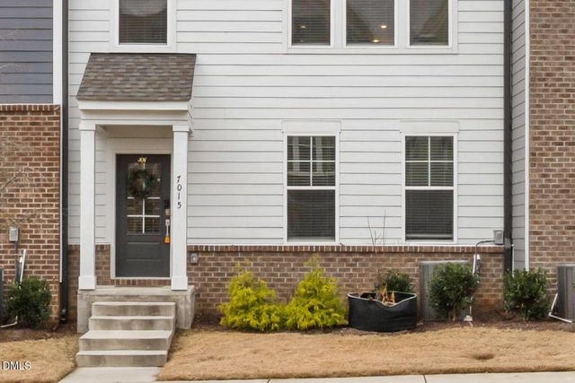 7015 Gentle Pine Place, Raleigh, NC 27613