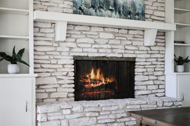 2802 Douglas CV, Lago Vista, TX 78645