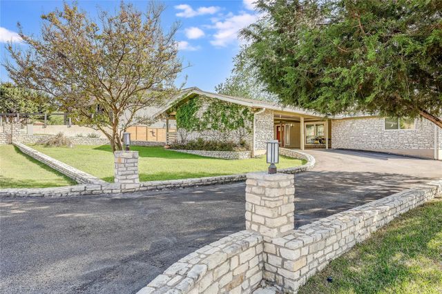 2802 Douglas CV, Lago Vista, TX 78645