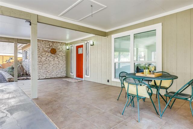 2802 Douglas CV, Lago Vista, TX 78645