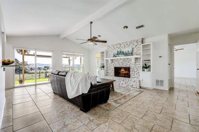 2802 Douglas CV, Lago Vista, TX 78645