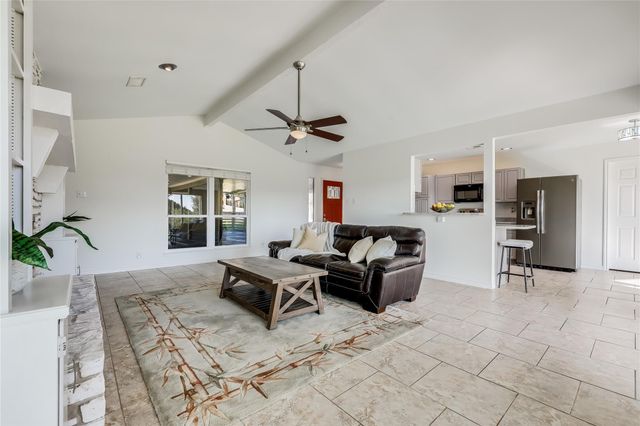 2802 Douglas CV, Lago Vista, TX 78645