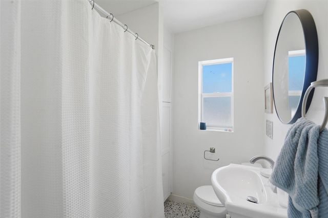 102 W KING STREET, Orlando, FL 32804