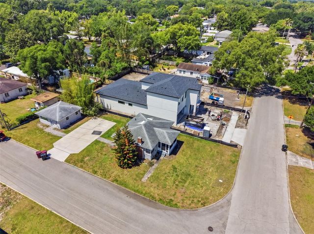 102 W KING STREET, Orlando, FL 32804