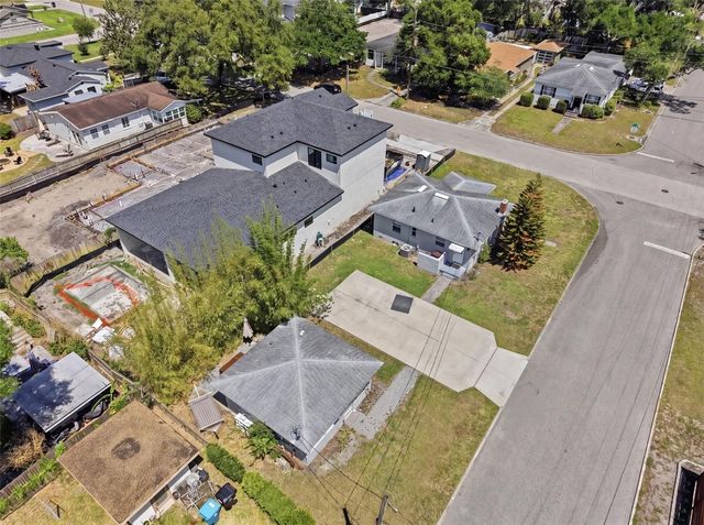 102 W KING STREET, Orlando, FL 32804