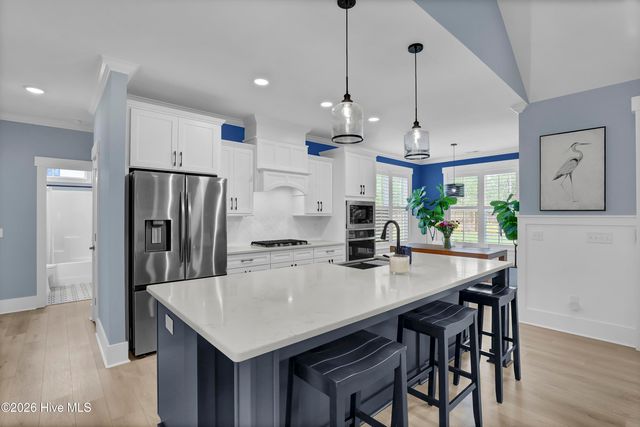 194 Hampton Court, Hampstead, NC 28443