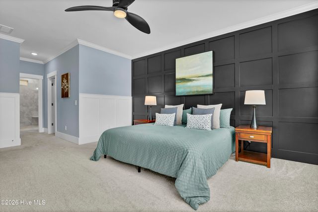 194 Hampton Court, Hampstead, NC 28443
