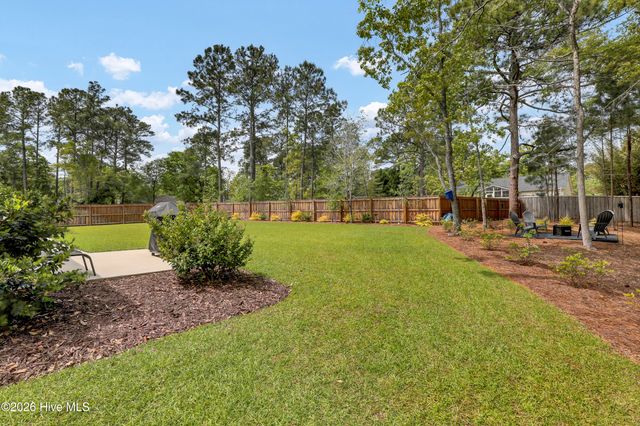 194 Hampton Court, Hampstead, NC 28443