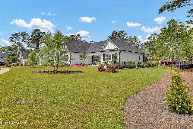 194 Hampton Court, Hampstead, NC 28443