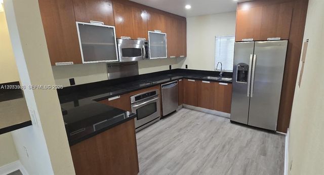 1259 NW 34th Avenue, Miami, FL 33125