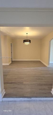 1259 NW 34th Avenue, Miami, FL 33125