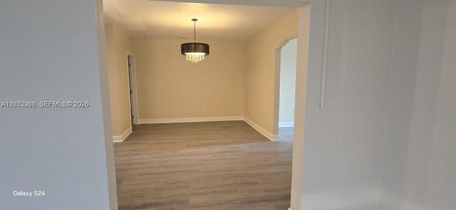 1259 NW 34th Avenue, Miami, FL 33125