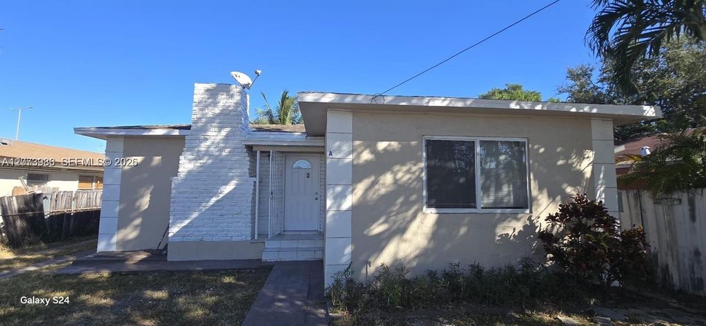 1259 NW 34th Avenue, Miami, FL 33125
