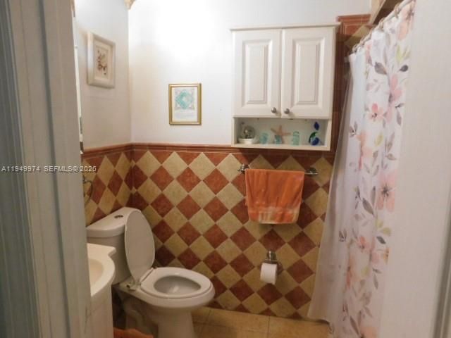 424 NE 72nd St, Miami, FL 33138