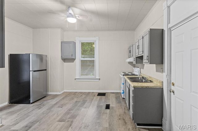 327 N 1st Street, Belleville, IL 62220