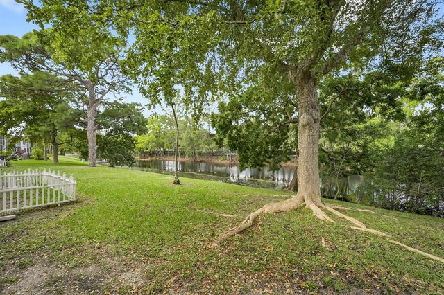 371 Durham L Circle, Deerfield Beach, FL 33442