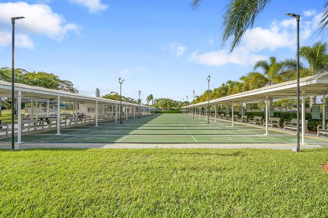 371 Durham L Circle, Deerfield Beach, FL 33442