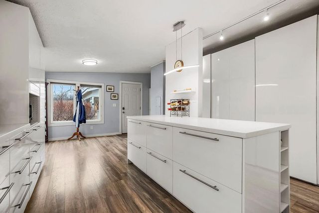 2715 Kelly Road, Mapleton, KS 66754