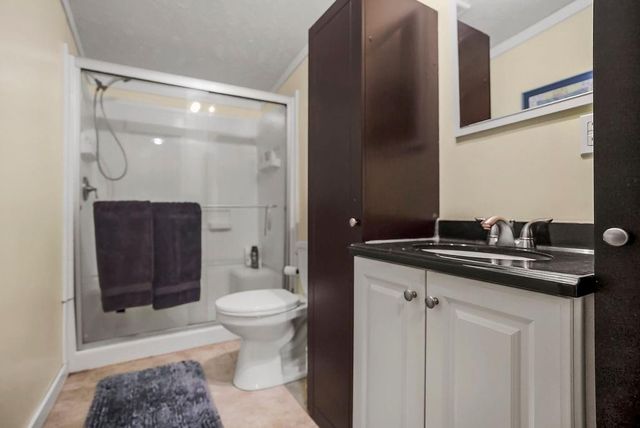 2715 Kelly Road, Mapleton, KS 66754