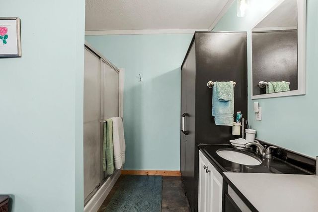 2715 Kelly Road, Mapleton, KS 66754