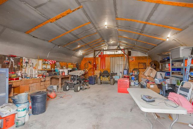 2715 Kelly Road, Mapleton, KS 66754