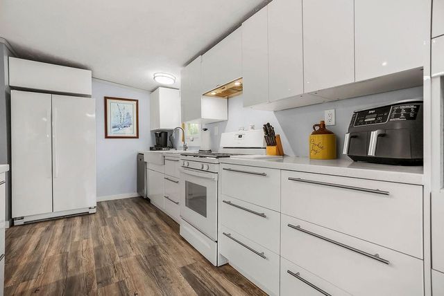 2715 Kelly Road, Mapleton, KS 66754