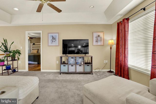 415 CLOVER ST, Etters, PA 17319