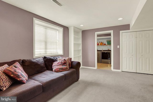 415 CLOVER ST, Etters, PA 17319
