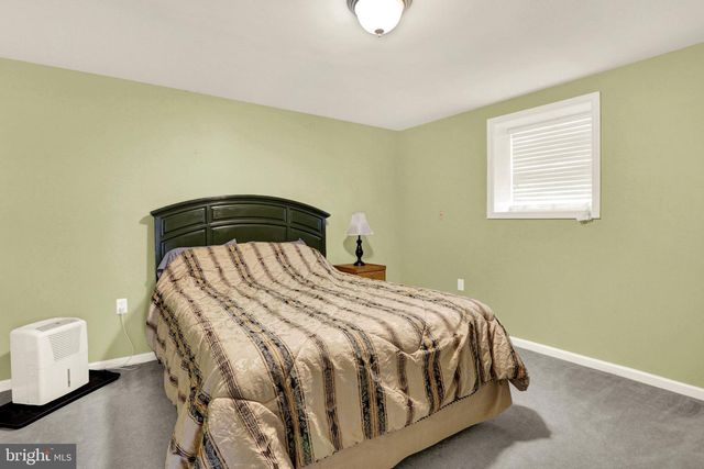 415 CLOVER ST, Etters, PA 17319