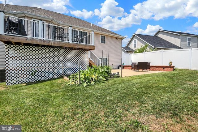 415 CLOVER ST, Etters, PA 17319