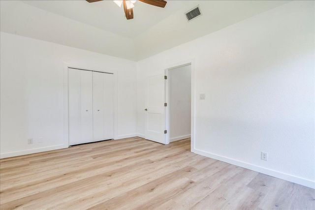2132 Northcrest DR, New Braunfels, TX 78130