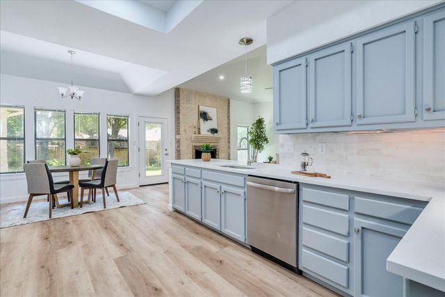 2132 Northcrest DR, New Braunfels, TX 78130