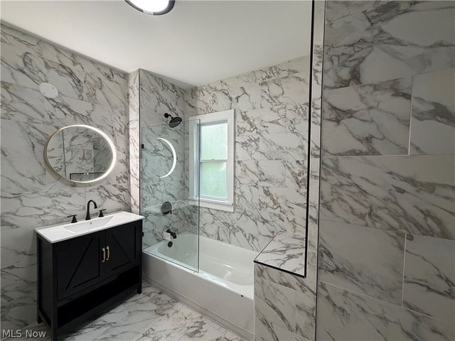 13901 Baldwin Avenue, East Cleveland, OH 44112