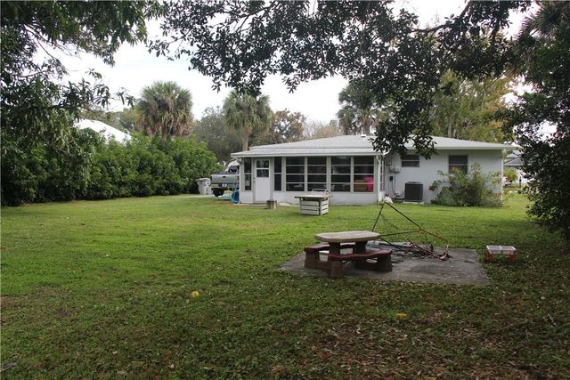 161 21st Avenue, Vero Beach, FL 32962