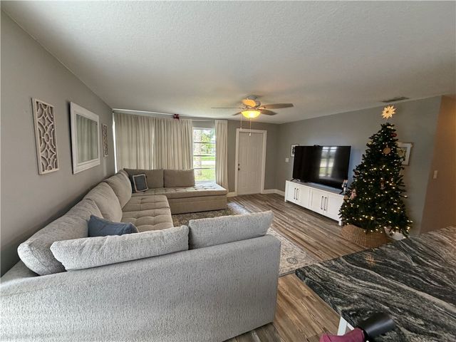 161 21st Avenue, Vero Beach, FL 32962