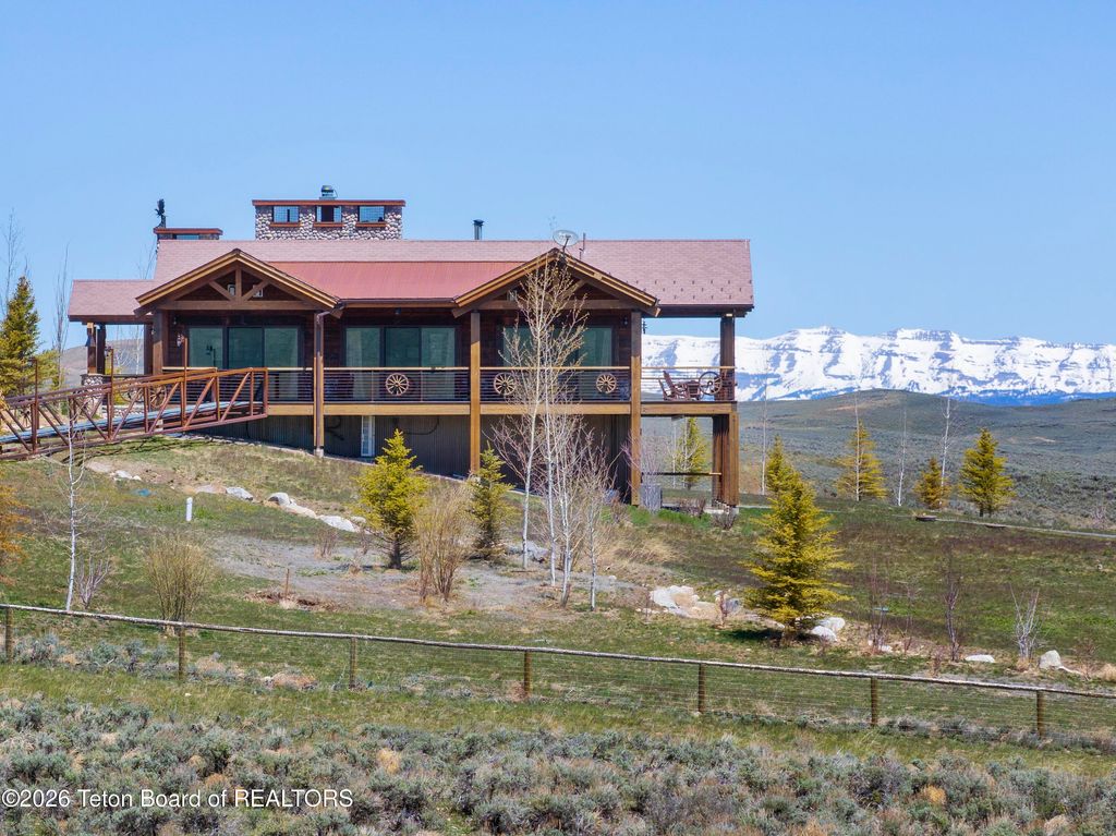 627 RYEGRASS Road, Daniel, WY 83115 photo 2