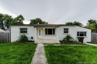 5360 W 2nd Ave, Hialeah, FL 33012