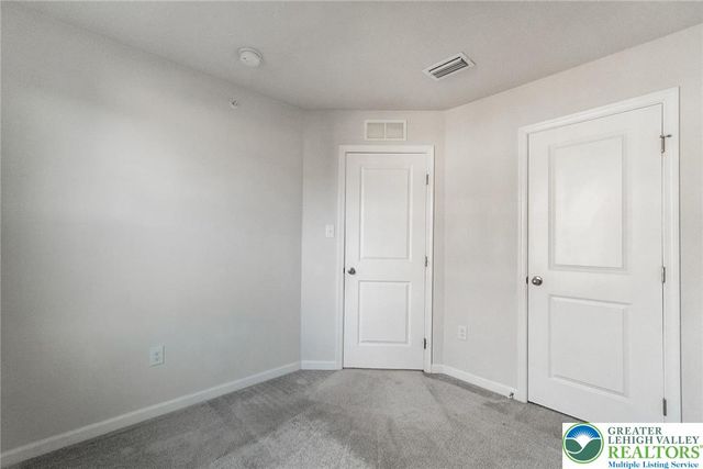 2142 Cross Country Road, Northampton Boro, PA 18067