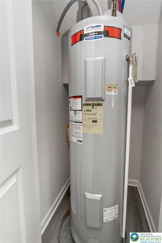 2142 Cross Country Road, Northampton Boro, PA 18067