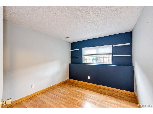 1220 S Flower Cir A, Lakewood, CO 80232
