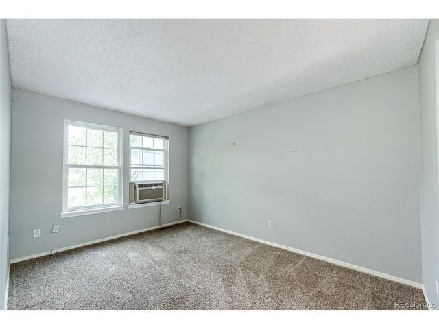 1220 S Flower Cir A, Lakewood, CO 80232