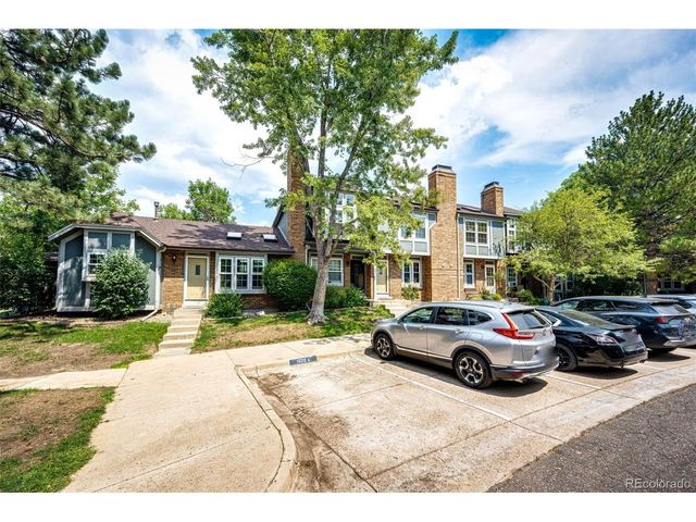 1220 S Flower Cir A, Lakewood, CO 80232