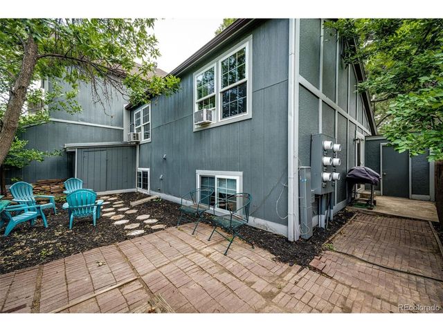 1220 S Flower Cir A, Lakewood, CO 80232