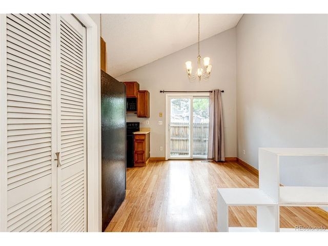 1220 S Flower Cir A, Lakewood, CO 80232